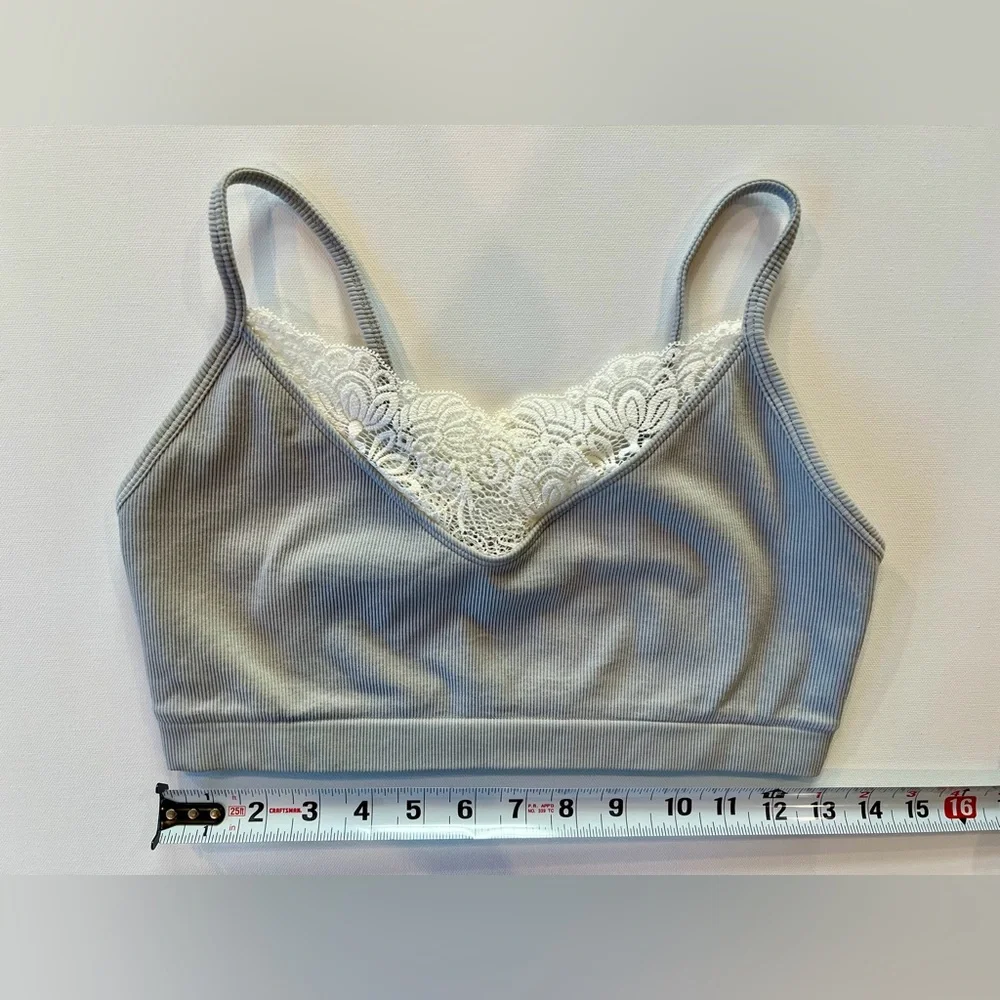 Auden Ribbed Bralette with Lace Detail - Picture 2 of 6